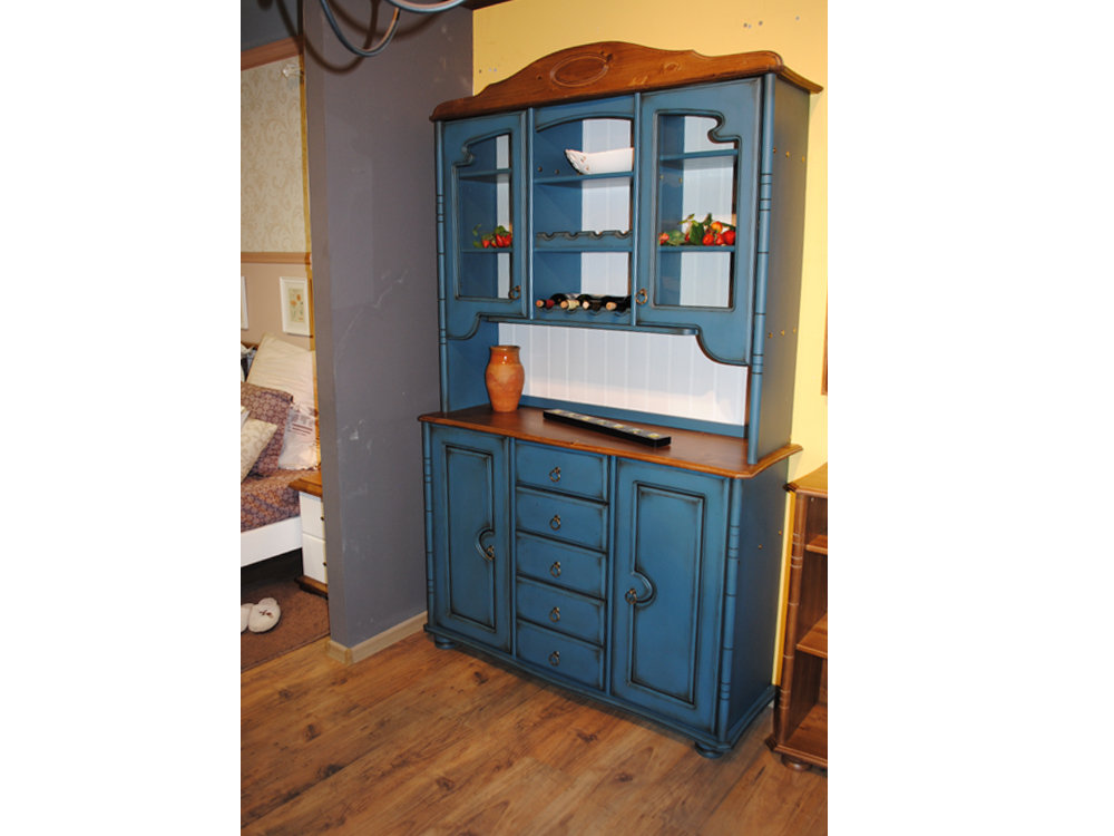 Сервант Айно 3-створчатый