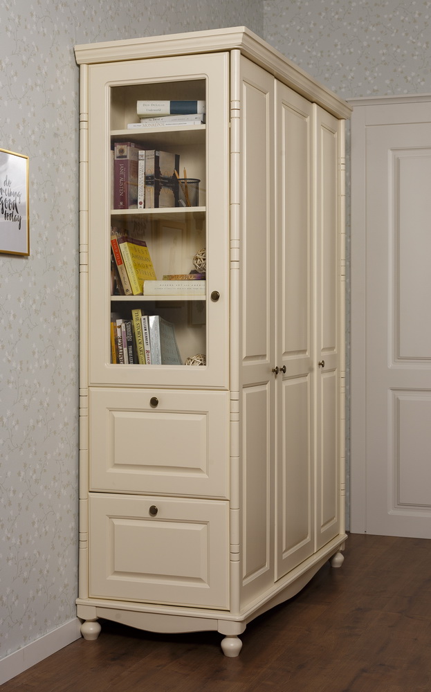 Шкаф трёхстворчатый Айно №5