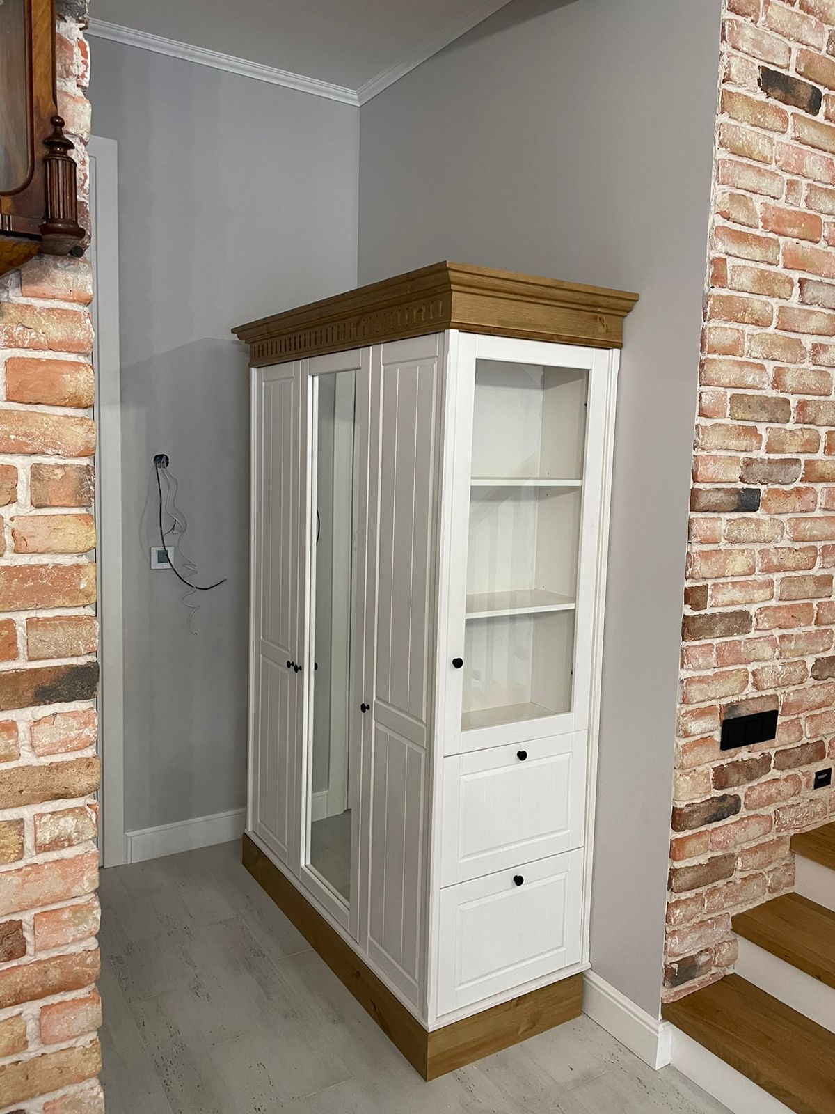 Шкаф 3 створчатый с зеркалом и ящиками Дания №5