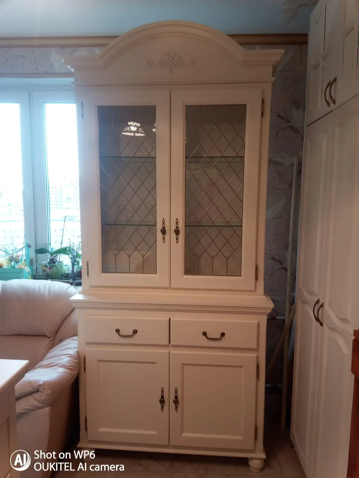 Сервант Валенсия 2-8  сосна