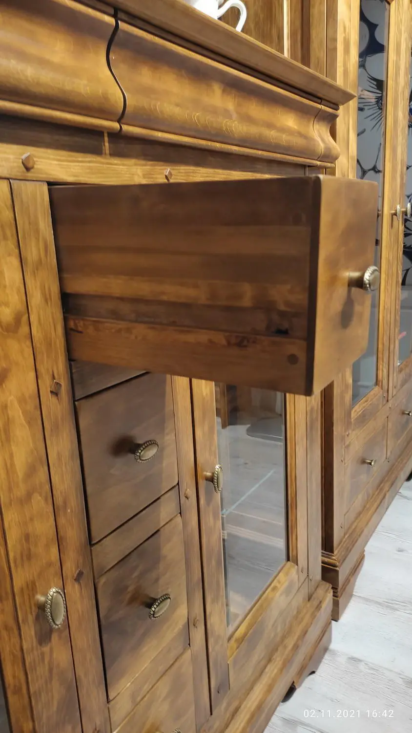 Комод с ящиками ольха Луи Филипп ОВ 06 (стекло)