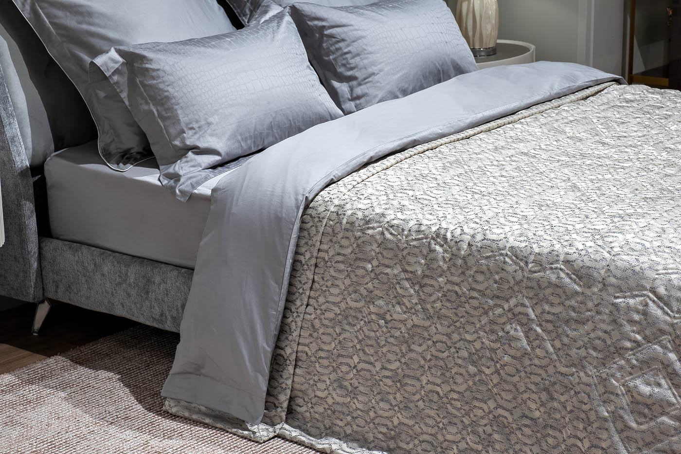 121GD-HOUST110-POKR SER-Покрывало HOUSTON серое со стежкой 