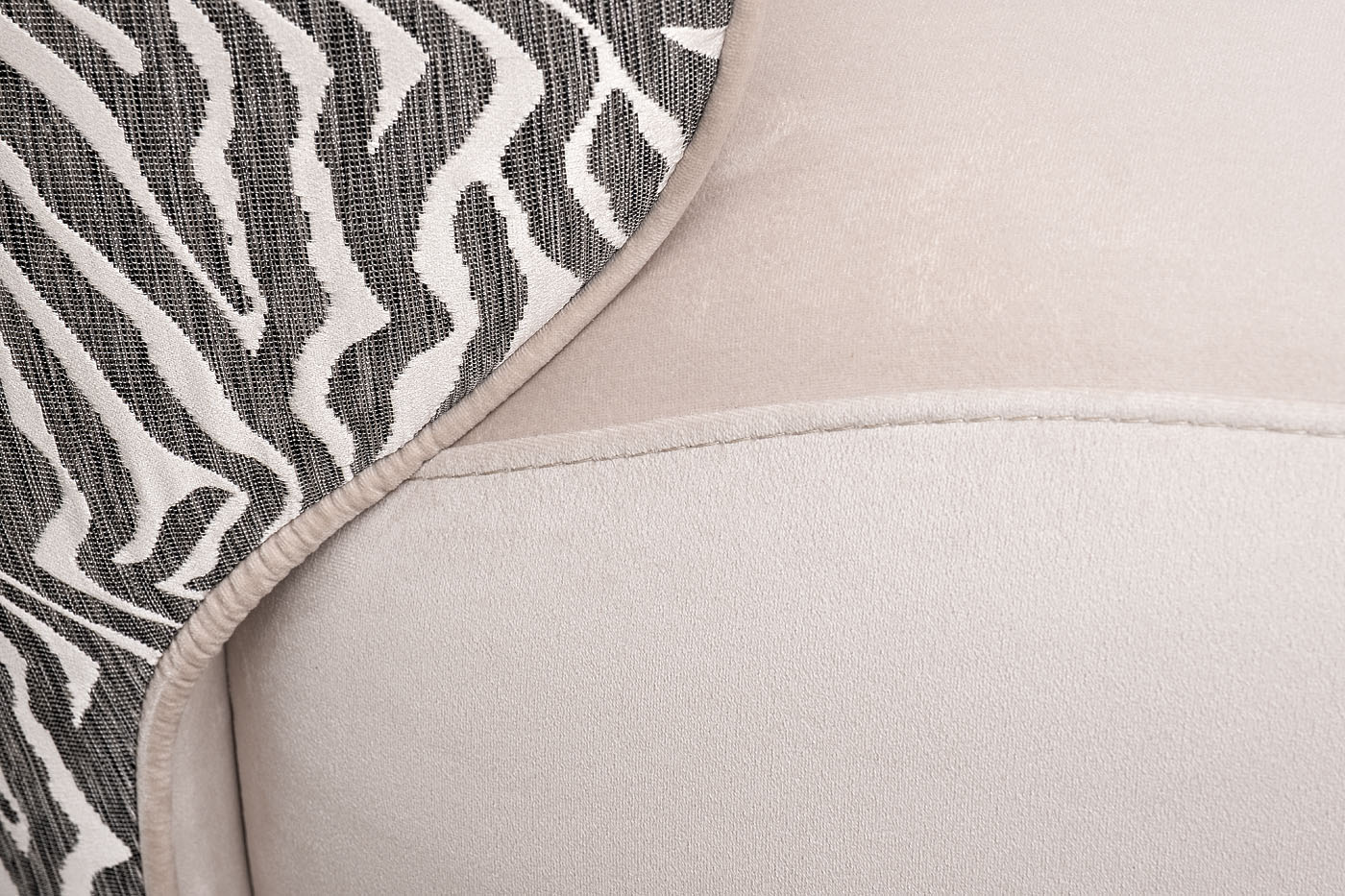 Кресло Capri Basic, бежевый/ принт Colt002+Ana Beg