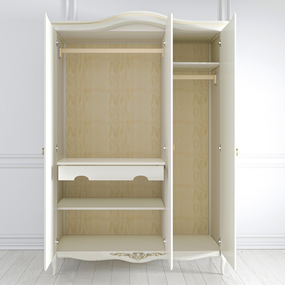 Шкаф 3 двери 