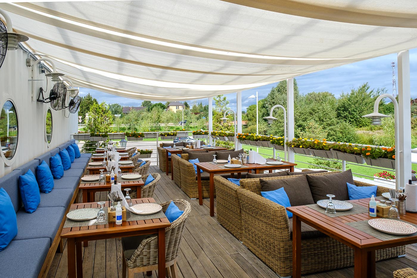 "Капуто" диван из искусственного ротанга двухместный, цвет соломенный