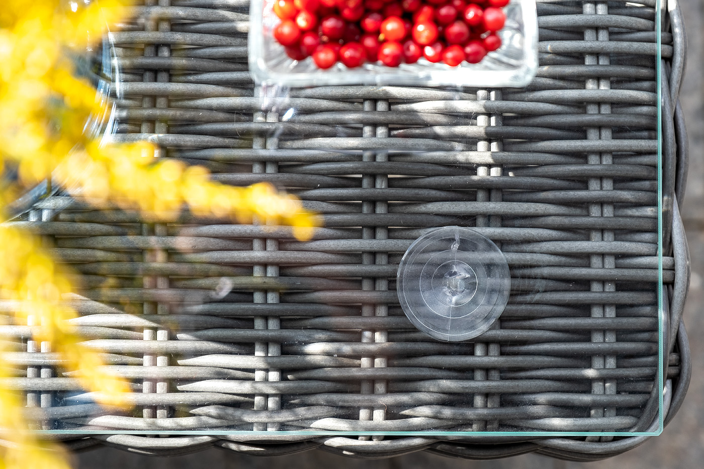 "Копаннини" столик журнальный из искусственного ротанга, цвет графит