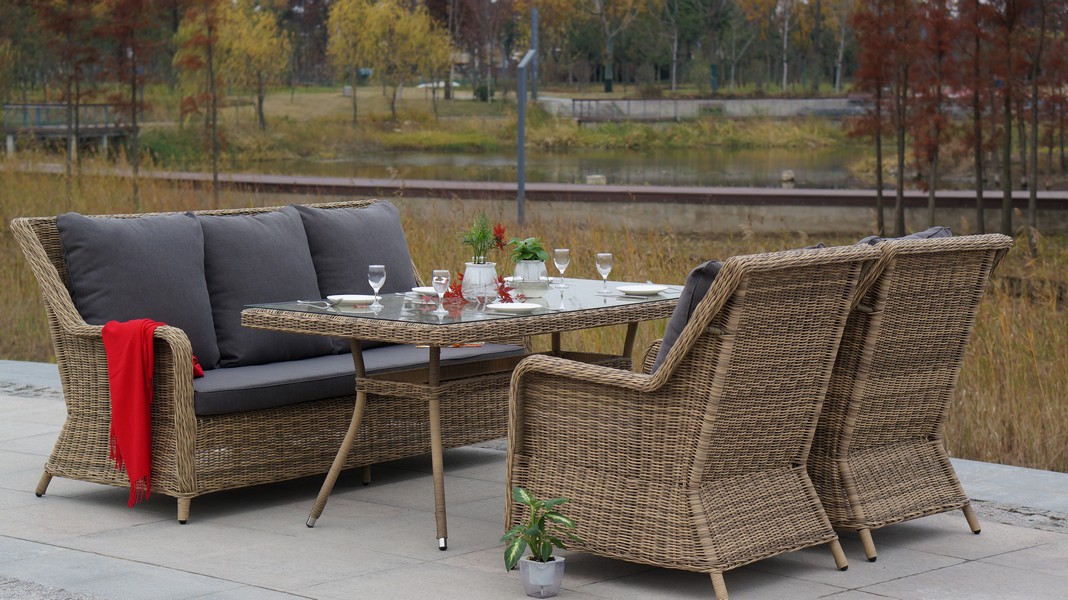 "Латтини" плетеный стол из искусственного ротанга 160х90см, цвет соломенный