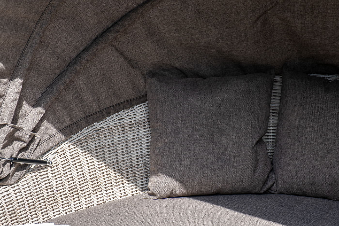 "Стильяно" плетеная кровать круглая, цвет бежевый