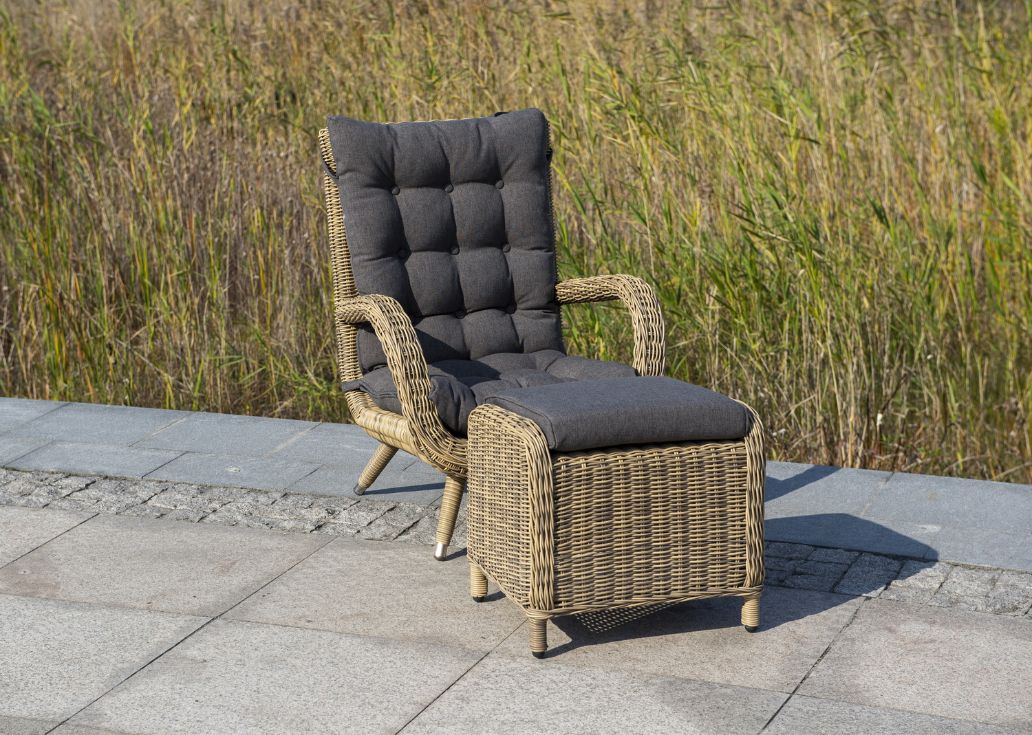 "Таррагона" кресло плетеное с подушками, цвет соломенный