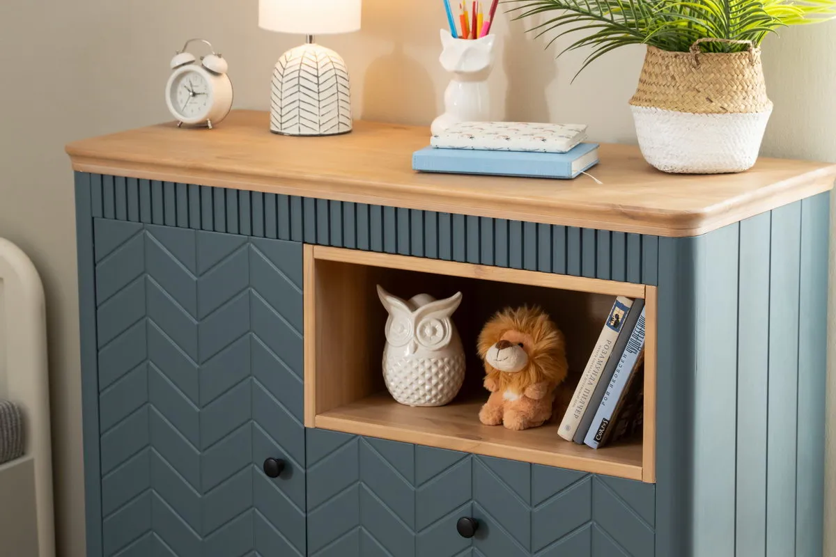   Комод из массива голубой Грета №15-140  